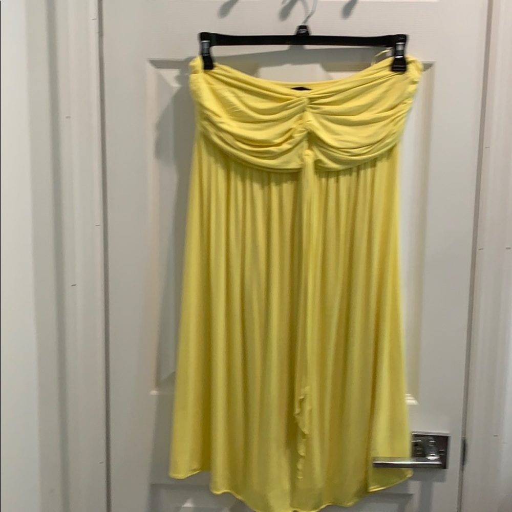 Strapless yellow dress!